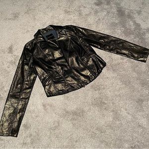 Metallic Blazer 🤘🏽w/ Zipper & Pockets ⚡️